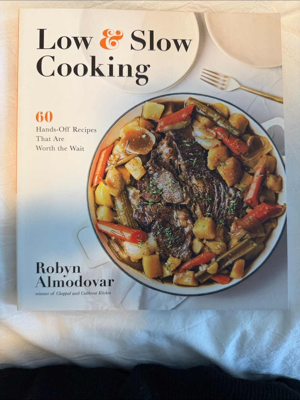Low & Slow Cooking Cookbook - Paperback Book